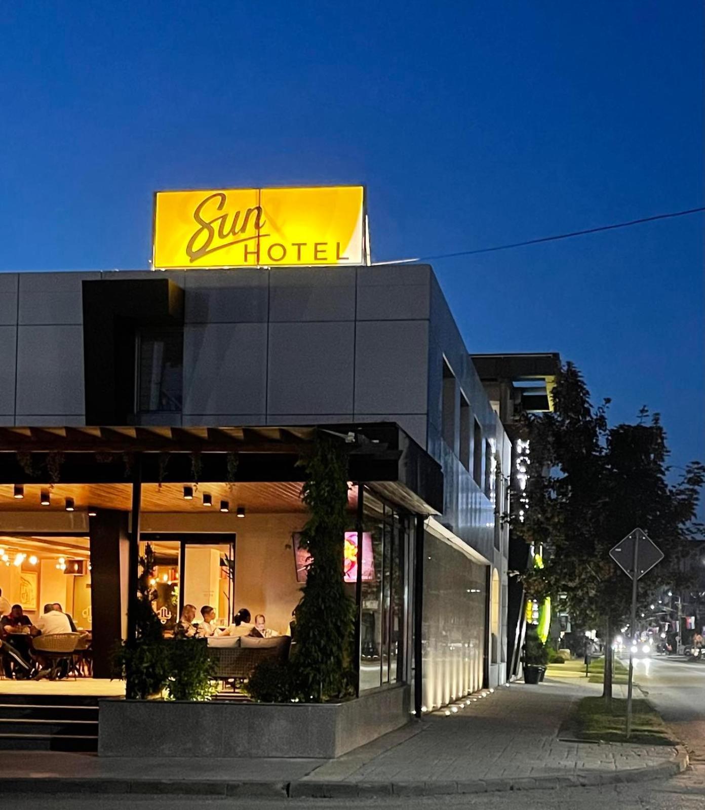 Hotel Sun Loznica Exterior photo