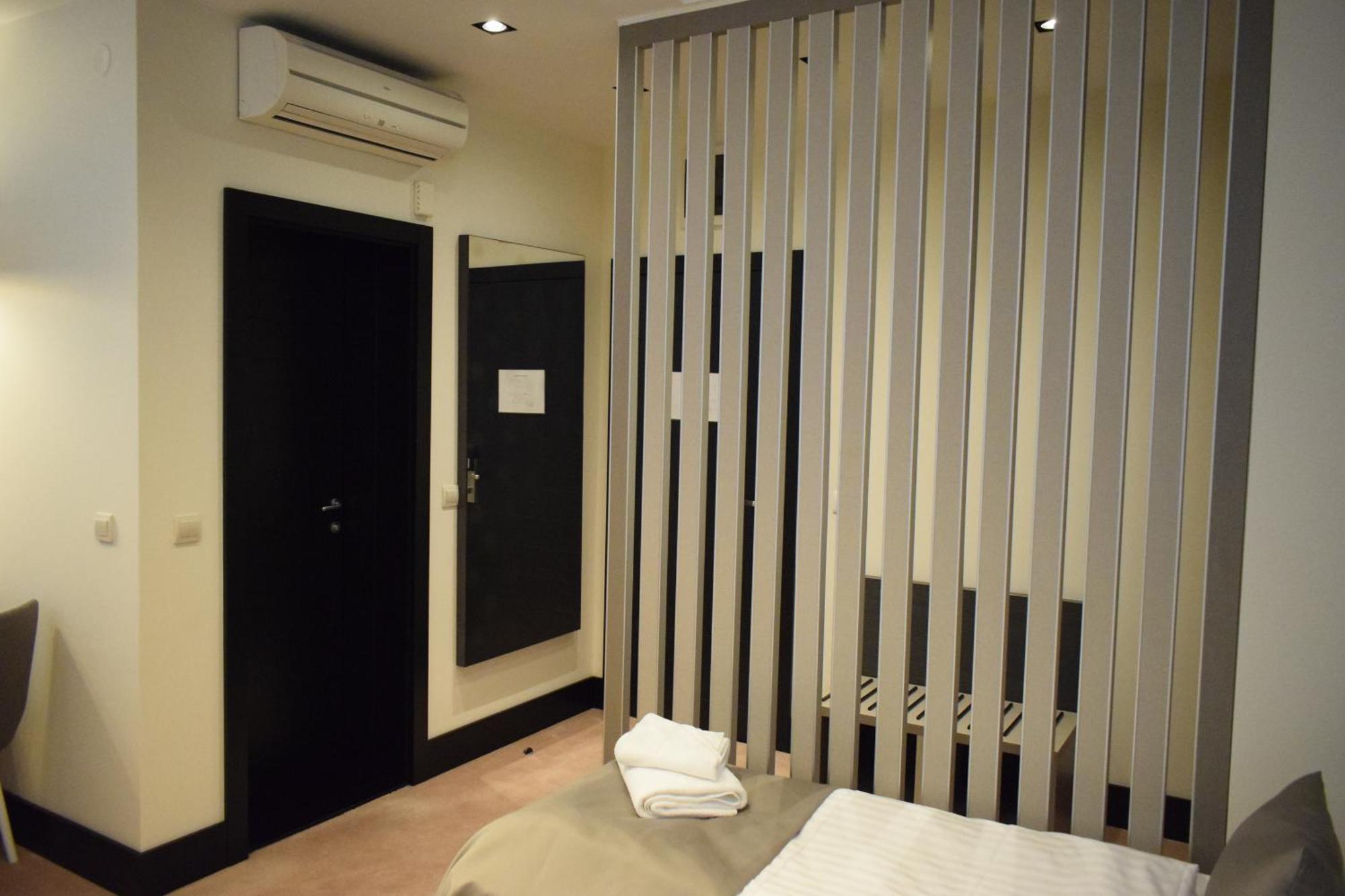 Hotel Sun Loznica Exterior photo